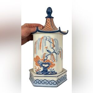 Mottahedeh Pagoda Lidded Jar Blue/Orange/Red Imari Style Made in Japan